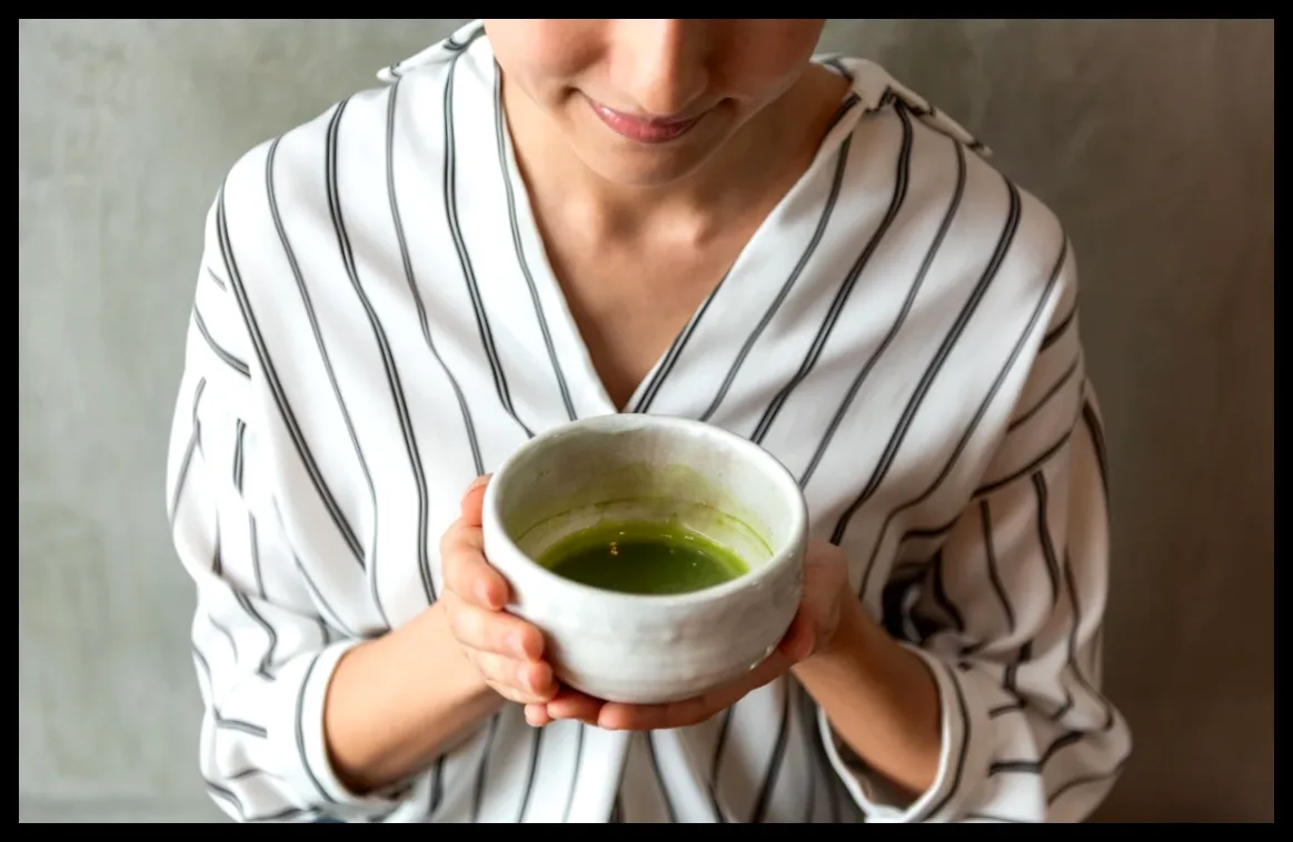بهترین زمان نوشیدن چای سبز برای محافظت از سلامت قلب و خواب