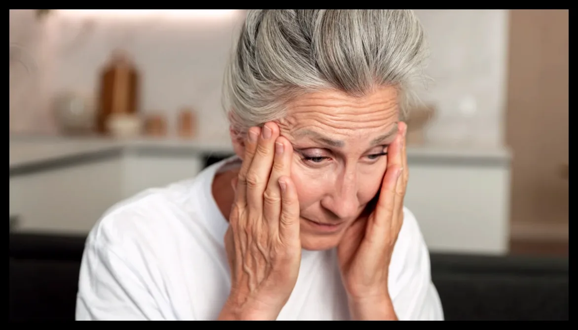 چگونه متخصصان مغز و اعصاب بین فراموشی‌های طبیعی و علائم اولیه آلزایمر تمایز قائل می‌شوند